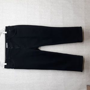 Chico's So Slimming Black Cropped Jeans